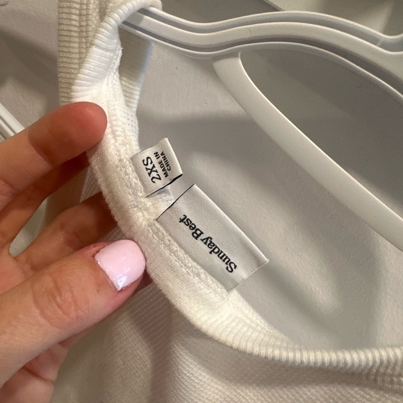 ARITZIA TANK TOP - Picture 3 of 3